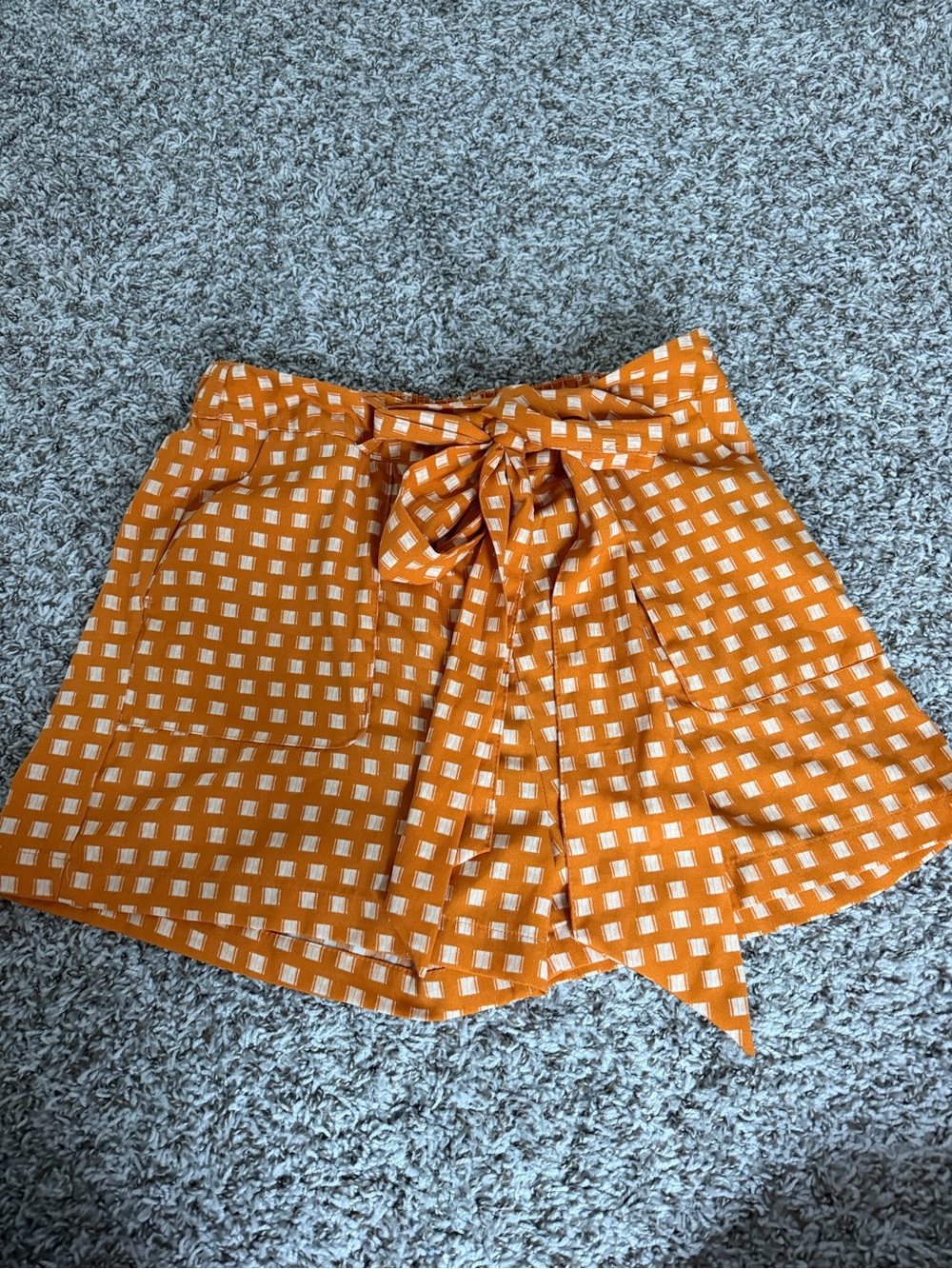 Tie-Waist Orange Checked Women's shorts